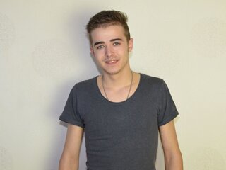 BlueEyesERIK livesex